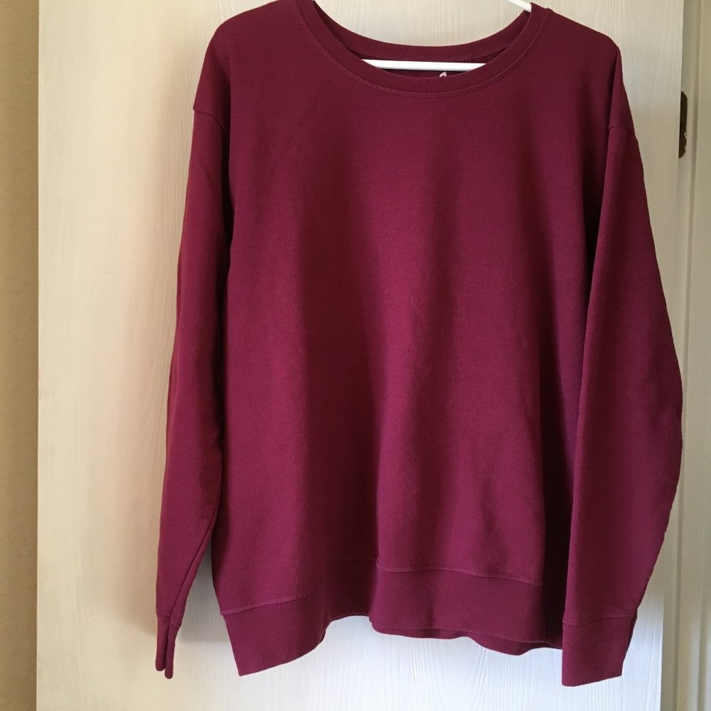 Hanes classic sweatshirt maroon color. Size XL. - Picture 1 of 4